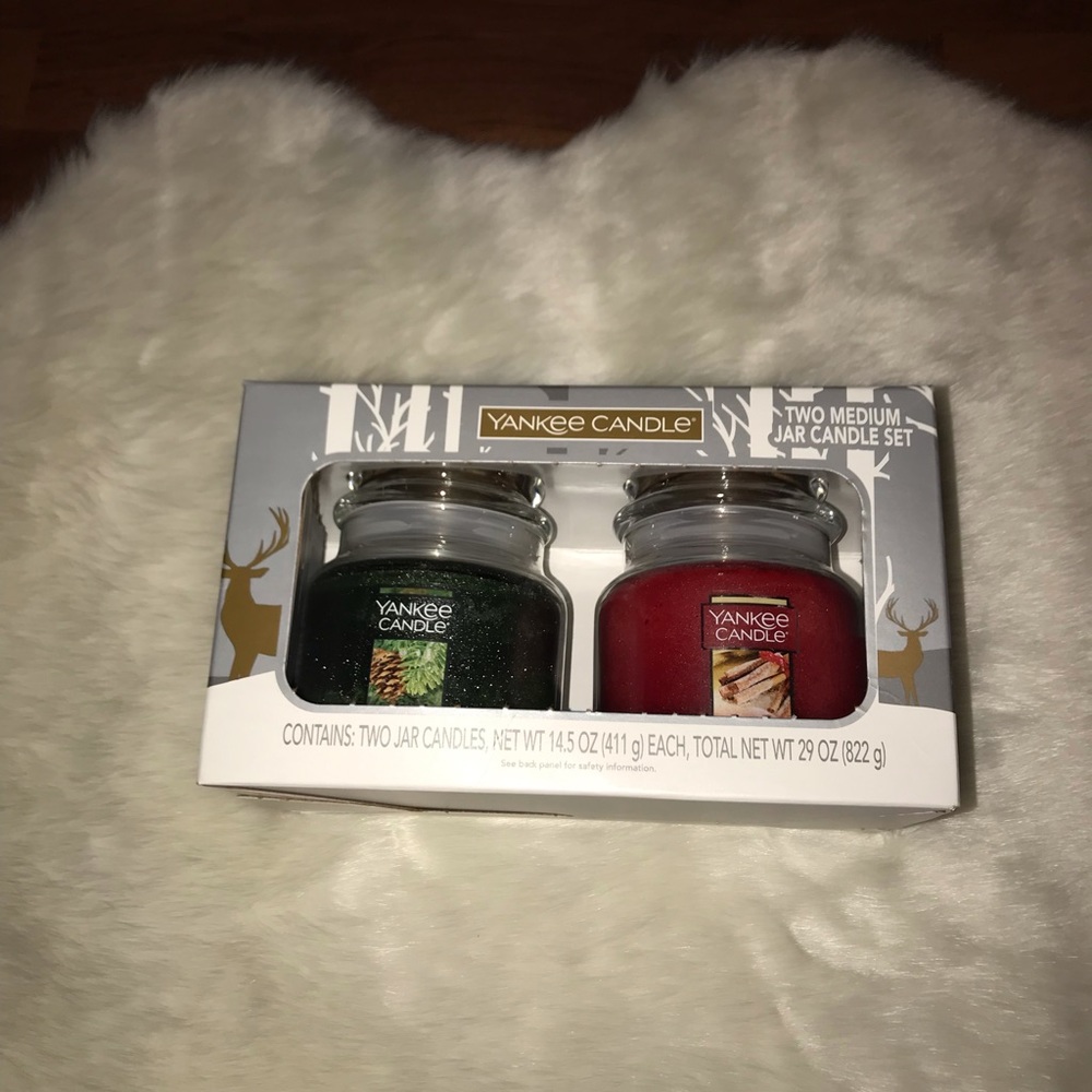 Yanke 𝙷𝚘𝚕𝚒𝚍𝚊𝚢 candle